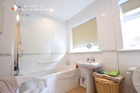 20 Donne Drive, Jaywick, Clacton-on-sea, CO15 2ND