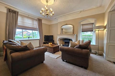 3 bedroom detached house for sale, Church Road, Preston PR4