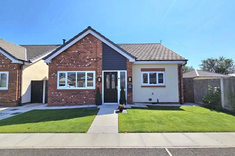 3 bedroom detached house for sale, Granville Avenue, Preston PR4