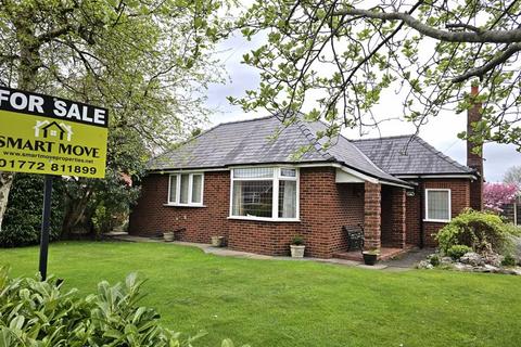 2 bedroom detached bungalow for sale, Hesketh Lane, Preston PR4