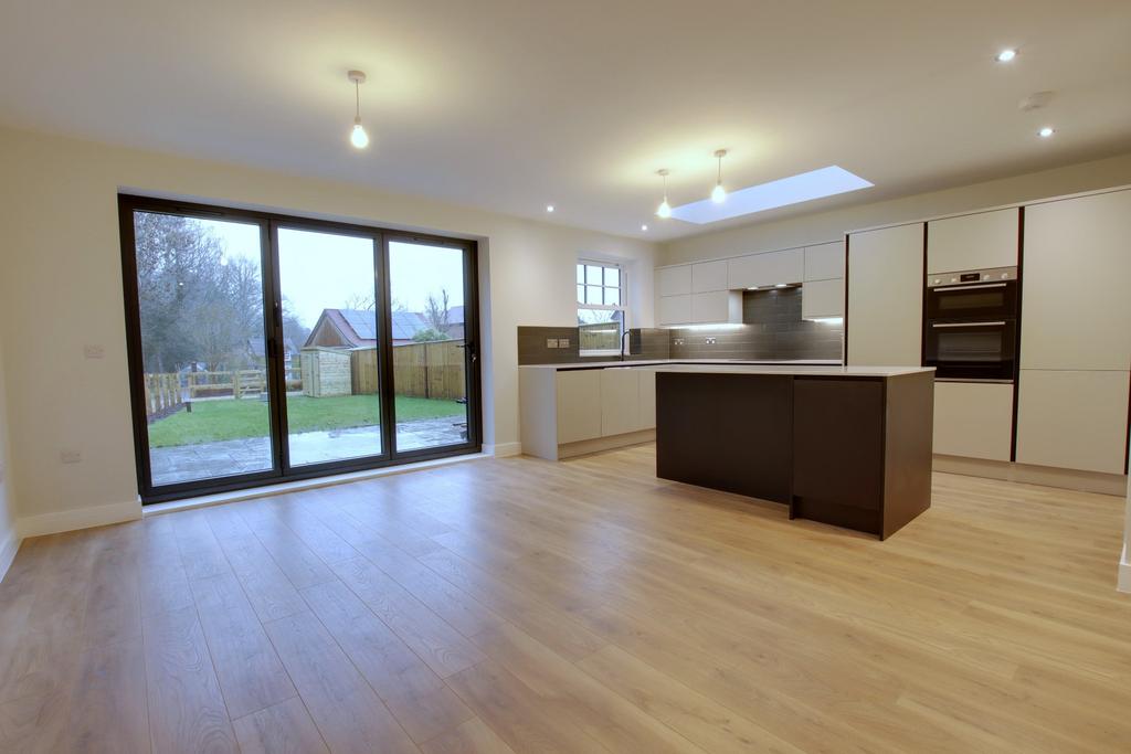 Kitchen/dining area