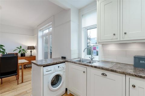 14 Carrick Crescent, Giffnock, Glasgow, G46 6PP