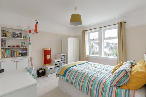 14 Carrick Crescent, Giffnock, Glasgow, G46 6PP