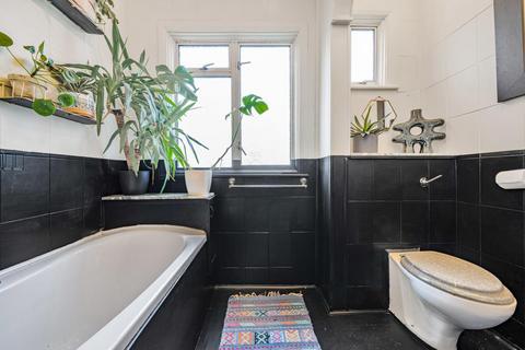 137 Como Road, London, SE23 2JN