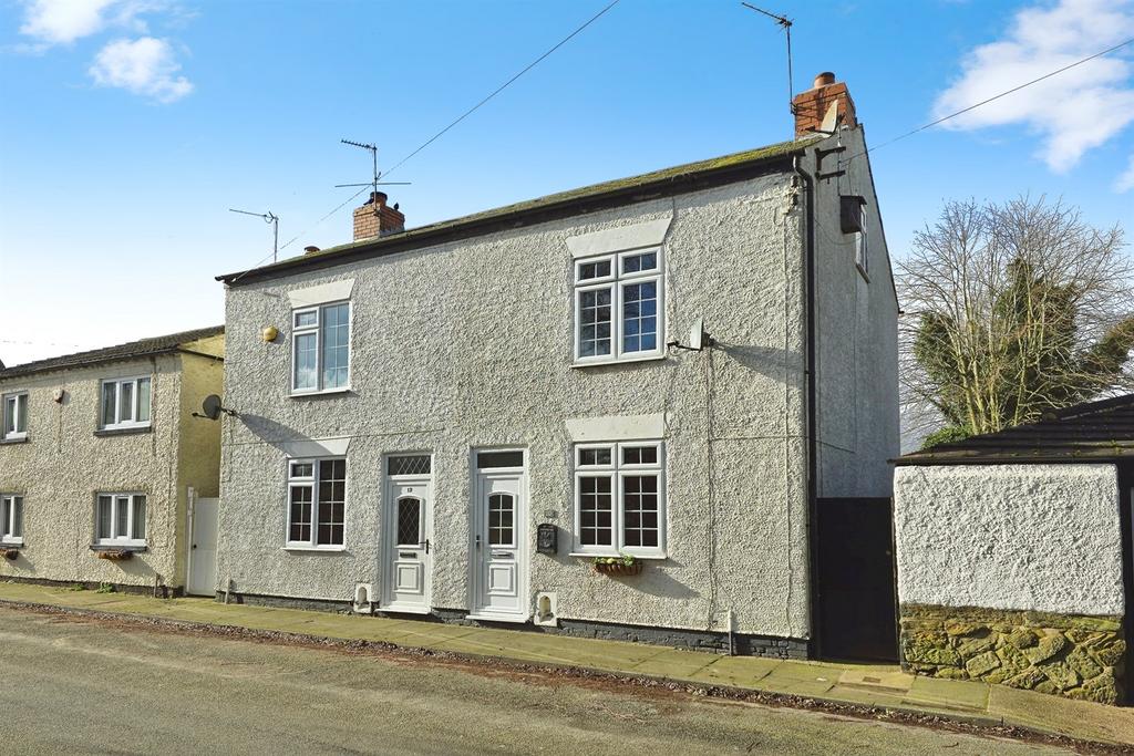 Church Street, Bramcote Village, NG9 3HD 2 bed semidetached house for