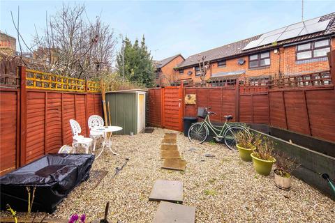 1 bedroom house for sale - Coopers Close, Stepney, London, E1