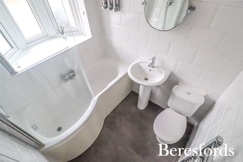 132 Howard Road, Upminster, RM14 2UU
