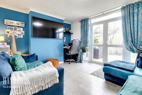 370 Lowedges Road, Sheffield, S8 7JF
