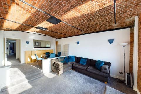 2 bedroom flat to rent, Waterloo Warehouse, Liverpool L3