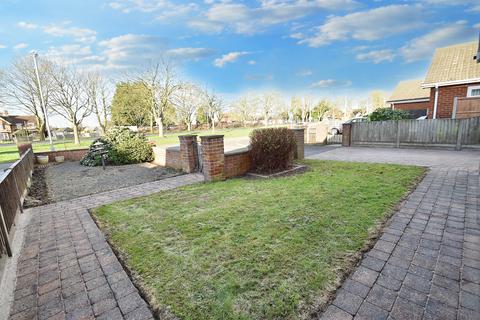 3 bedroom bungalow for sale, Albany Way, Skegness, PE25