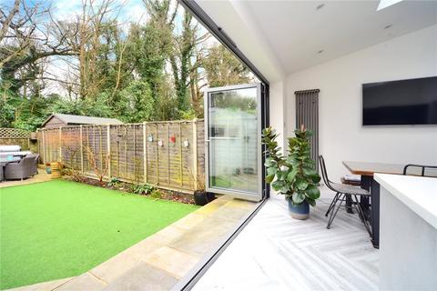 9 Chipstead Way, Woodmansterne, Banstead, SM7 3JH