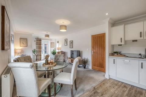 52 Butterwick Close, Barnt Green, Birmingham, B45 8DJ