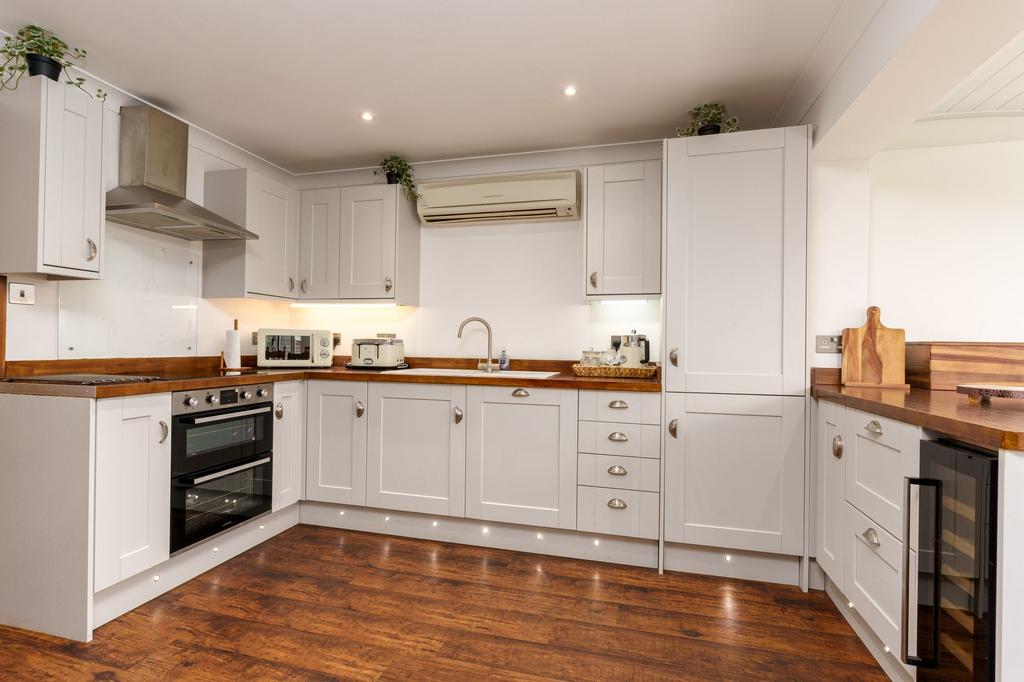 Open Plan Kitchen Dining Area