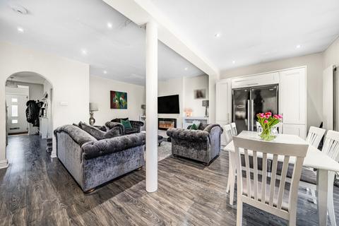 138 Avery Hill Road, London, SE9 2EY