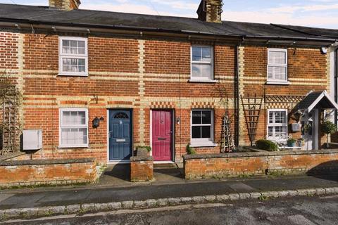 2 bedroom terraced house for sale - College Road South, Aylesbury HP22