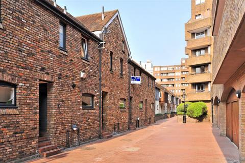 2 bedroom mews for sale - Mews Street, London, E1W