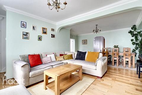 89 Akeman Street, Cambridge, CB4 3HE