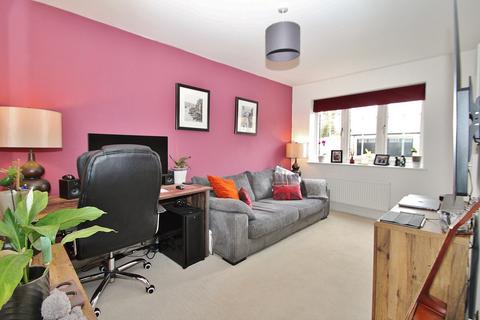 6 Breakspear Way, North Leigh, Witney, OX29 6AF