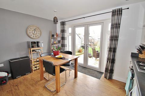 6 Breakspear Way, North Leigh, Witney, OX29 6AF