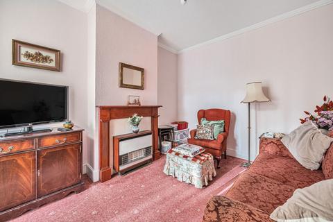 69 Chaldon Road, Caterham, CR3 5PG