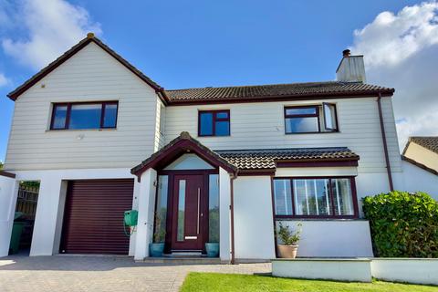 5 bedroom detached house for sale, Padstow, PL28