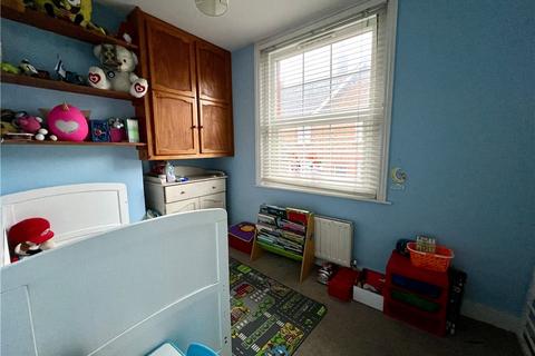 15 Walnut Tree Close, Guildford, GU1 4UL