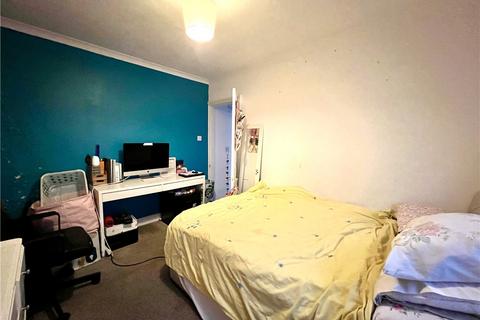15 Walnut Tree Close, Guildford, GU1 4UL