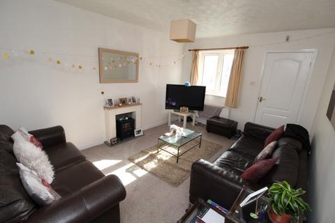 4 bedroom end of terrace house to rent - Heron Drive, Nottingham NG7