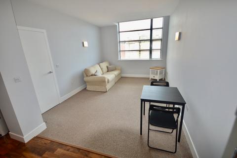 2 bedroom flat to rent, Green Lane, Sheffield, South Yorkshire, S3