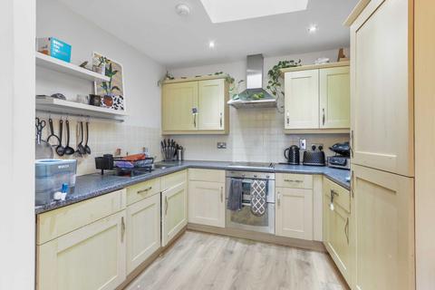 1 bedroom apartment for sale, Constable Close, London