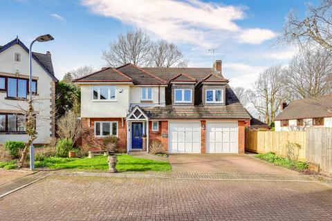 4 bedroom detached house for sale, Osborne House, 15 Clos LLanfair, Wenvoe, Glamorgan. CF5 6DJ