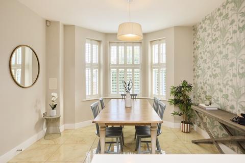 55 Brenda Road, London, SW17 7DD