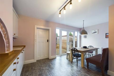 4 bedroom semi-detached house for sale - Ombersley Road, Worcester, Worcestershire, WR3