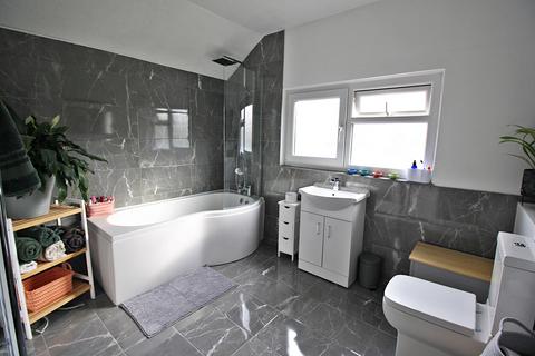 53 Bridgend Road, Llanharan, Pontyclun, CF72 9RA