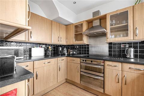 3 bedroom terraced house for sale, Grangecliffe Gardens, London, SE25