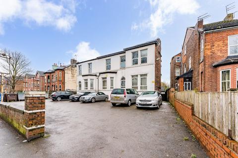 Monton Road, Monton, M30