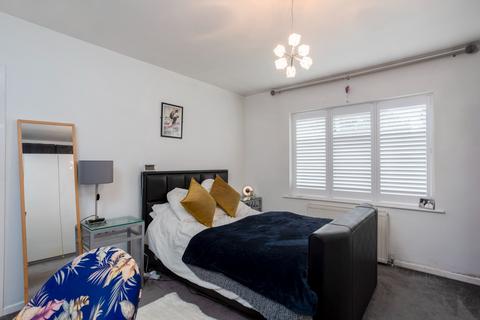 12 Princess Drive, Knaresborough, HG5 0AG