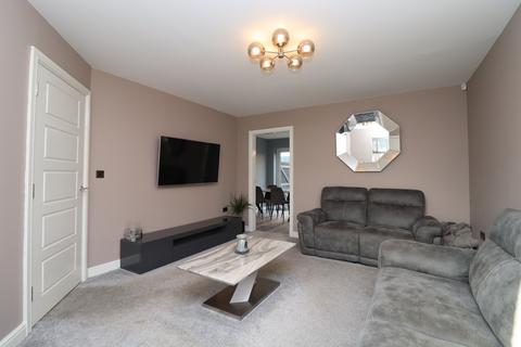 4 bedroom detached house for sale, Grasmere Avenue, Leyland PR25