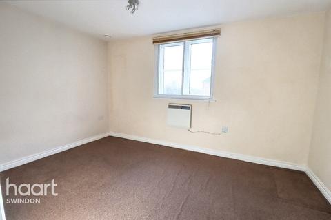 220 Padstow Road, Swindon, SN2 2EQ