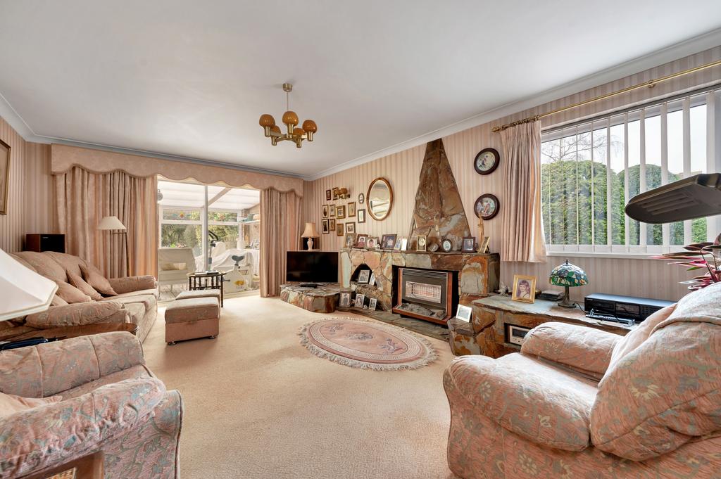 Norfolk Drive, Melton Mowbray 5 bed detached house for sale £600,000