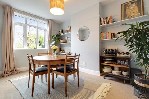 11 Abbey Road, Barnstaple, EX31 1QY