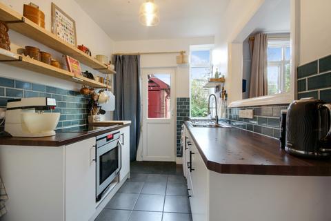 11 Abbey Road, Barnstaple, EX31 1QY