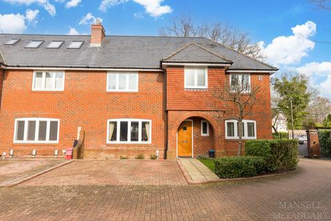 4 bedroom semi-detached house for sale, Longwall, East Grinstead RH19