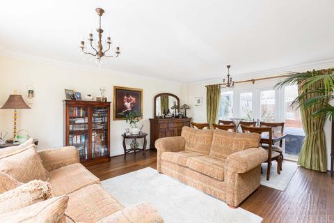 4 bedroom semi-detached house for sale, Longwall, East Grinstead RH19