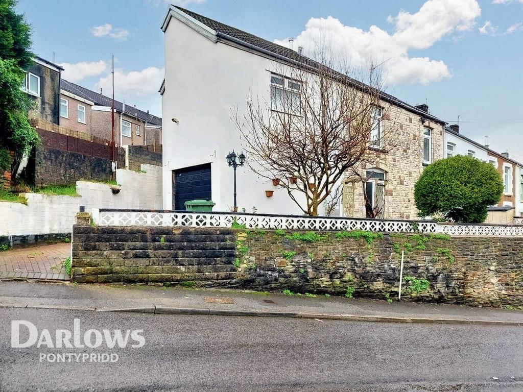 Maesycoed Road, Pontypridd 4 bed end of terrace house for sale £160,000