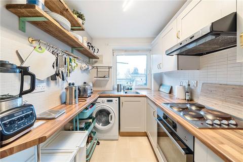 108 Loughborough Park, London, SW9 8TA