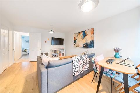 108 Loughborough Park, London, SW9 8TA