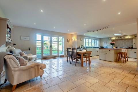 Maple Bank Riverview Road, Pangbourne, Reading, RG8 7AU