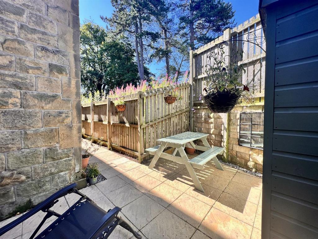 Private courtyard area