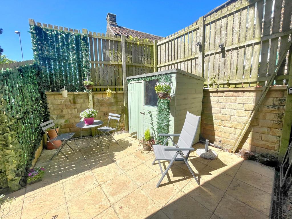 Private courtyard area
